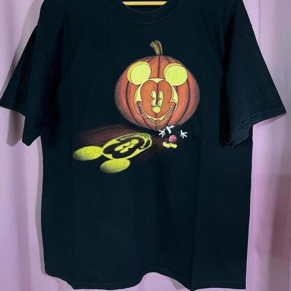 Disney Mickey Mouse Halloween Pumpkin Graphic Tee